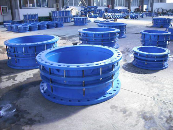 SSQP型兩端法蘭限位壓盤(pán)式伸縮器